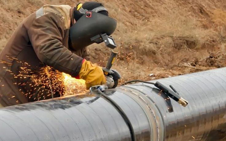 pipe welder job description